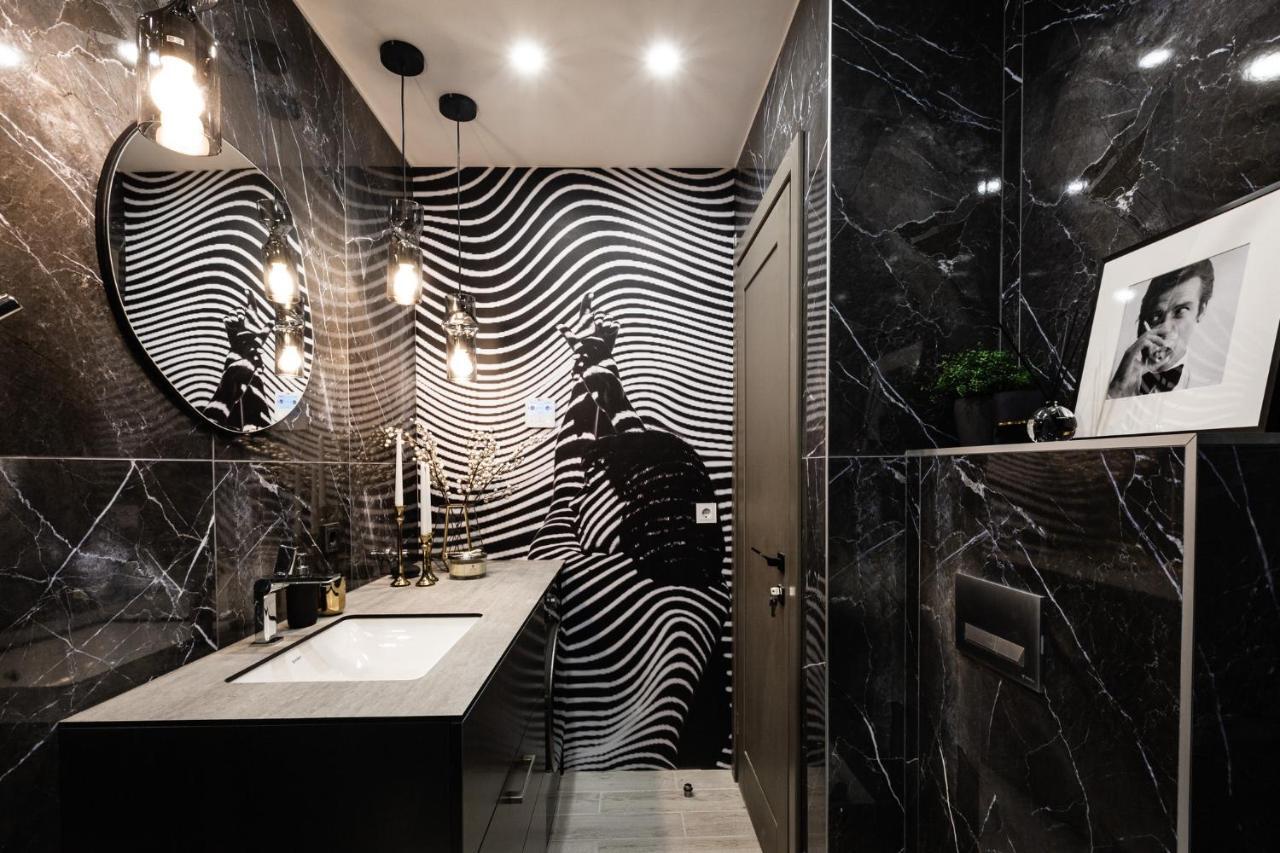 וילנה Brand New James Bond City Center מראה חיצוני תמונה